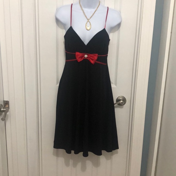 City Triangles Dresses & Skirts - City triangles black dress